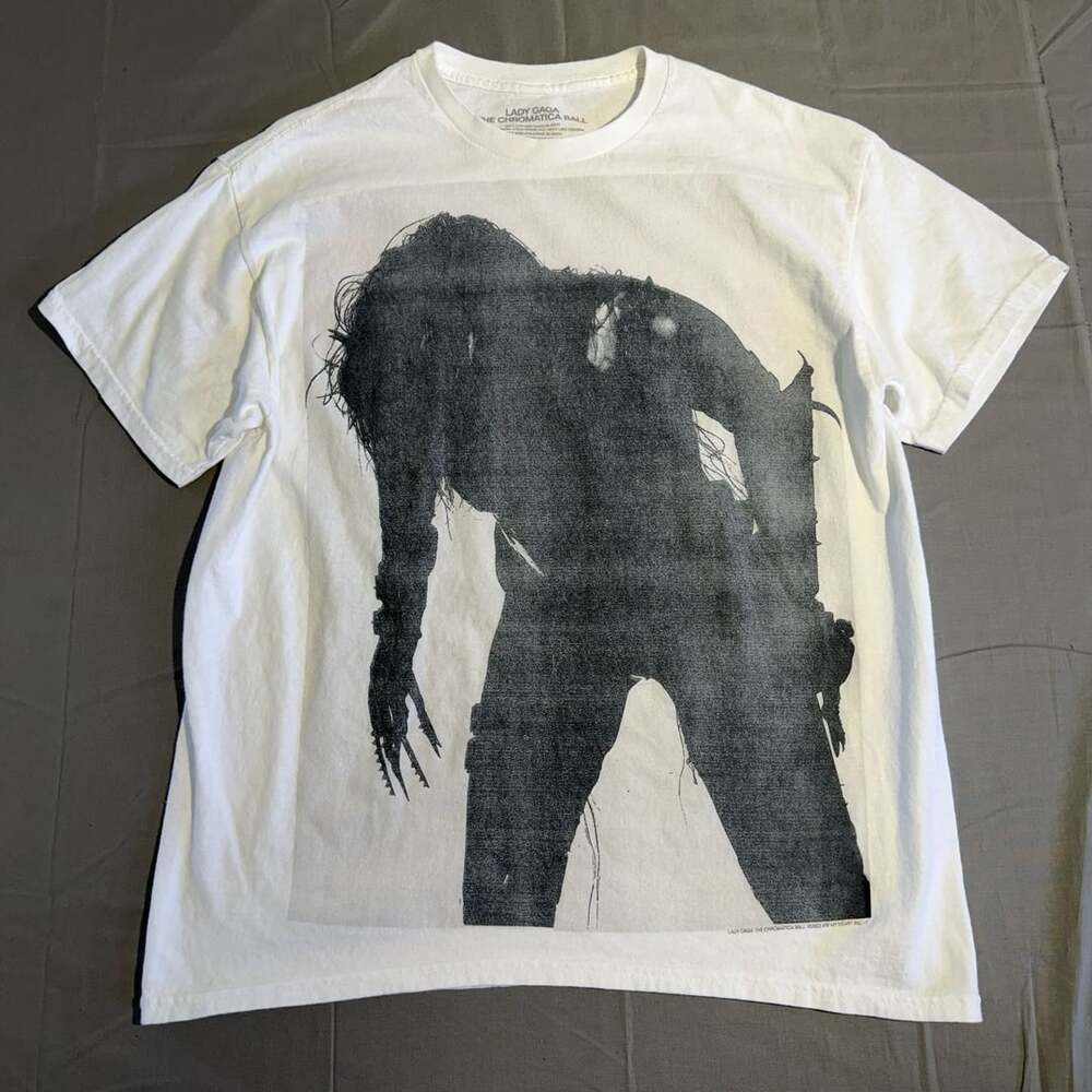 Lady Gaga The Chromatica Ball Tour T-Shirt Size M White Graphic Concert